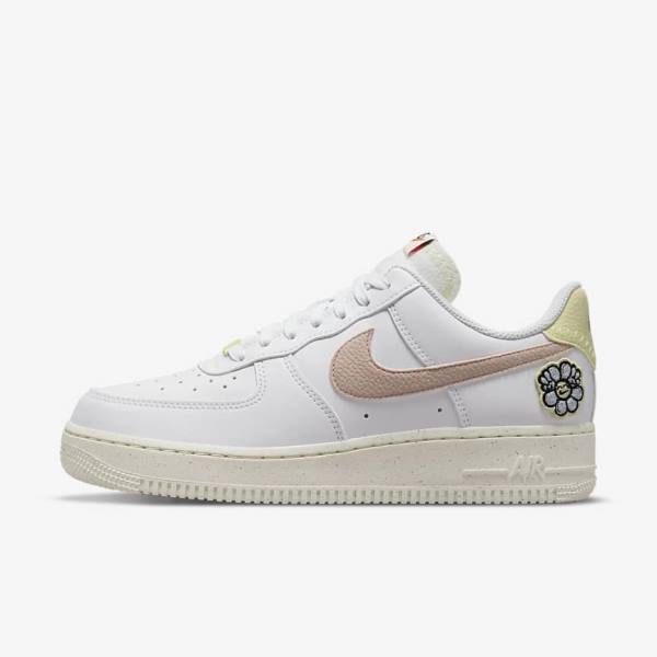 Dámské Tenisky Nike Air Force 1 07 SE Bílé Blankyt Růžové | NK841ZRT