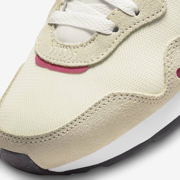 Dámské Tenisky Nike Venture Runner Žluté Černé | NK149BXM