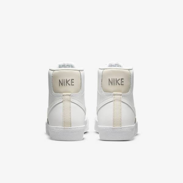 Dětské Basketbalové Boty Nike Blazer Mid 77 Older Bílé Světle Hnědé Bílé | NK089HBF