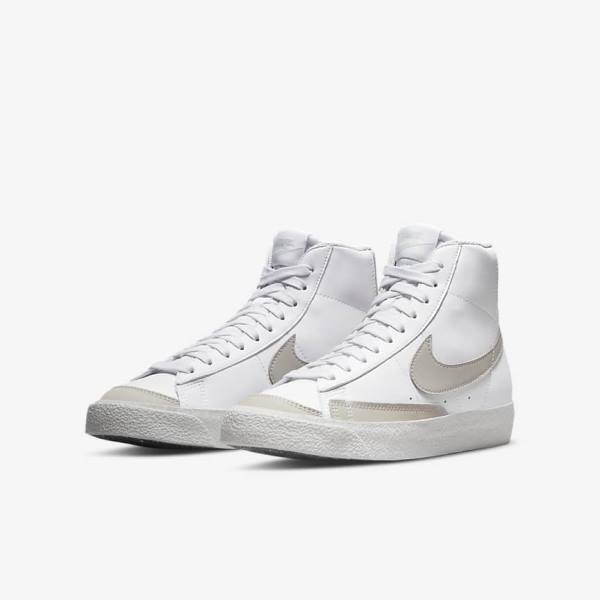 Dětské Basketbalové Boty Nike Blazer Mid 77 SE Older Bílé Světle Béžový | NK657IEW