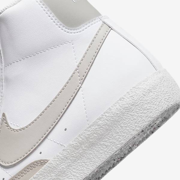 Dětské Basketbalové Boty Nike Blazer Mid 77 SE Older Bílé Světle Béžový | NK657IEW