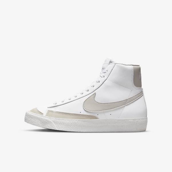 Dětské Basketbalové Boty Nike Blazer Mid 77 SE Older Bílé Světle Béžový | NK657IEW