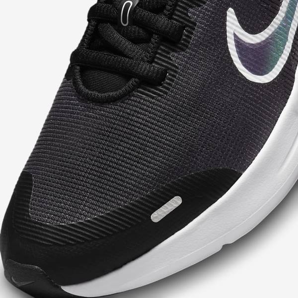 Dětské Běžecké Boty Nike Downshifter 12 Older Silniční Černé Tmavě Šedé Bílé | NK169DZR