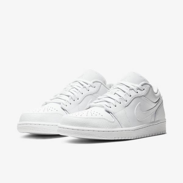 Pánské Tenisky Nike Air Jordan 1 Low Bílé | NK302HFP