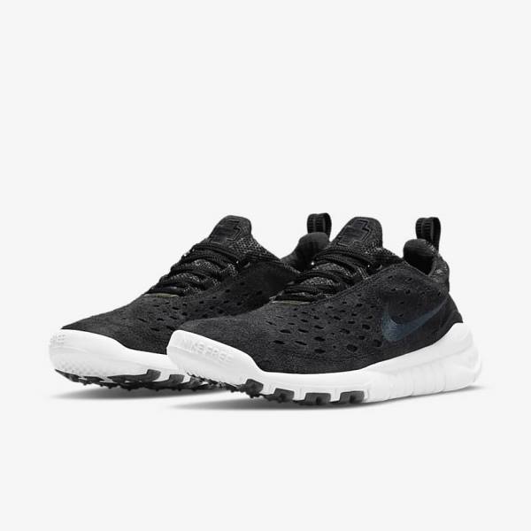 Pánské Tenisky Nike Free Run Trailové Černé Bílé Tmavě Šedé | NK268TXE